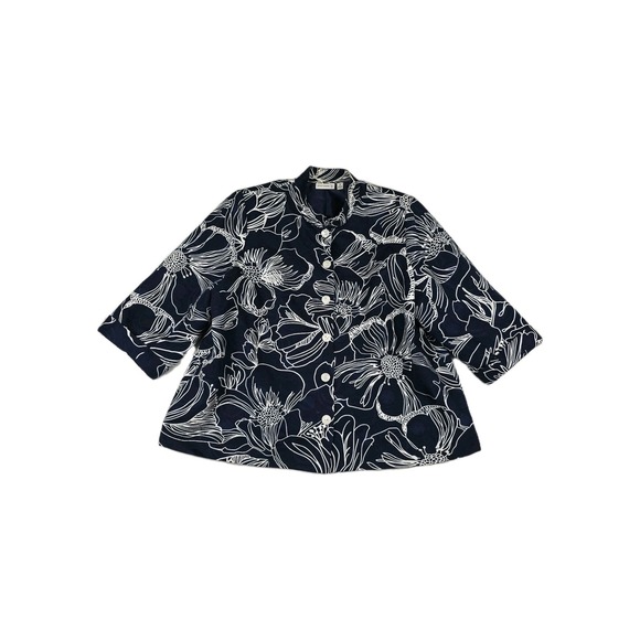 Susan Graver Jackets & Blazers - Susan Graver Blue‎ And White Floral Button Up Jacket Women's Size 2X
